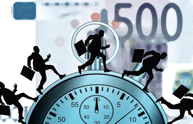 http://pixabay.com/en/stopwatch-hustle-and-bustle-hours-60204/ stopwatch-60204_640